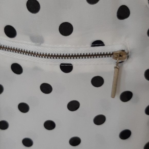 White polka dot formal top - Picture 4 of 6
